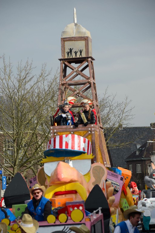 ../Images/Optocht 2015 144.jpg